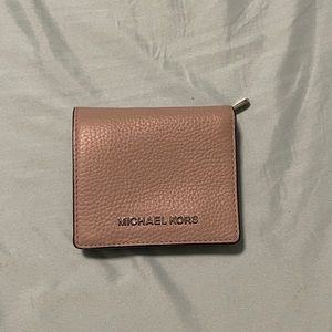 Michael Kors Mini Pebble Wallet in Grey